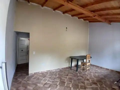 Monoambiente en Moreno, muy buena ubicacion