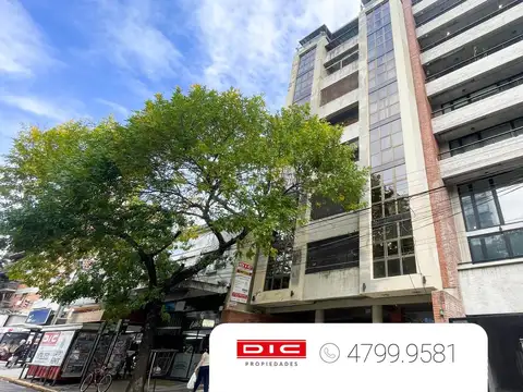 Excelente Semipiso  4 ambientes  en Olivos