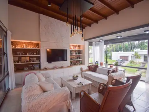 VENTA CASA EN PINAMAR ALAMOS