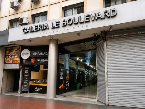 Local en Venta en Flores, CABA