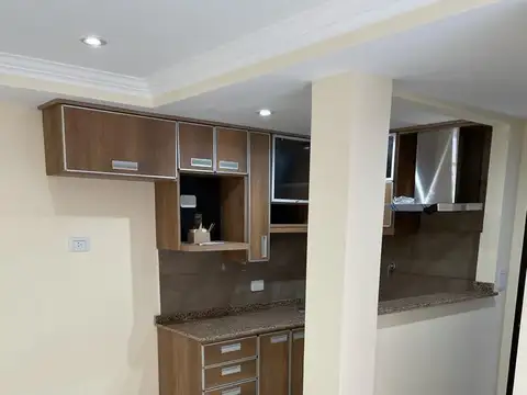Departamento en Alquiler con 1 cocheras