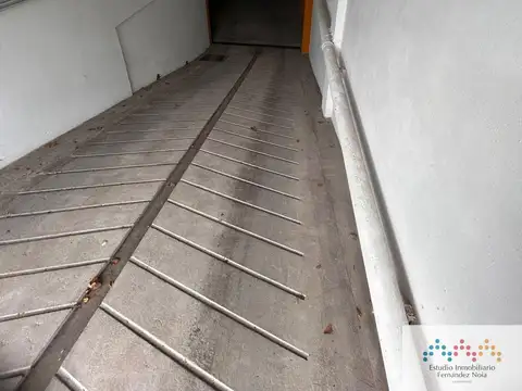 Alquiler de Cochera subterránea en Banfield oeste