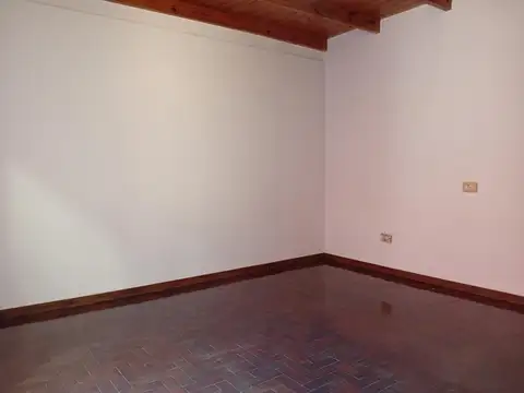 Depto Tipo Casa en Venta en Mataderos, USD 55.800