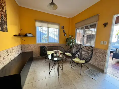 Depto Tipo Casa en Venta de 4 ambientes