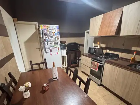 Depto Tipo Casa 4 ambientes con 2 baños