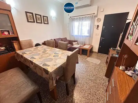 Depto Tipo Casa en Venta de 2 dormitorios