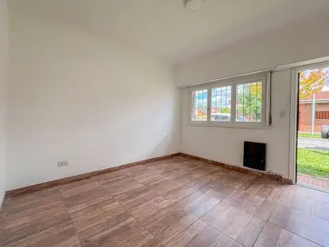 Depto Tipo Casa en Venta de 1 dormitorio