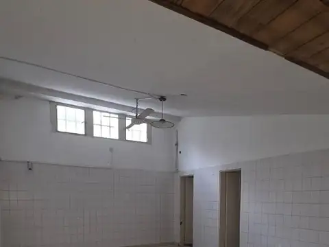 MENDOZA 886 - LOCAL COMERCIAL