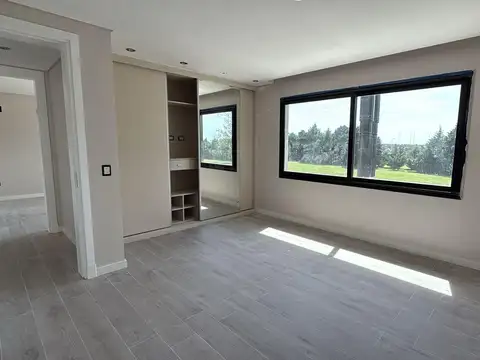 Casa en Venta en Funes, USD 1.150.000
