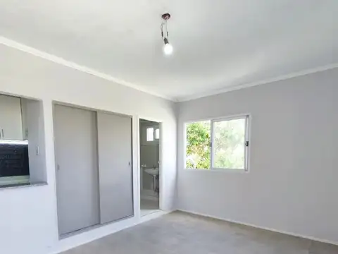 Depto Tipo Casa en Alquiler de 2 ambientes