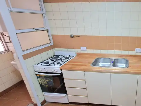 Departamento en Alquiler en Boedo, $ 700.000