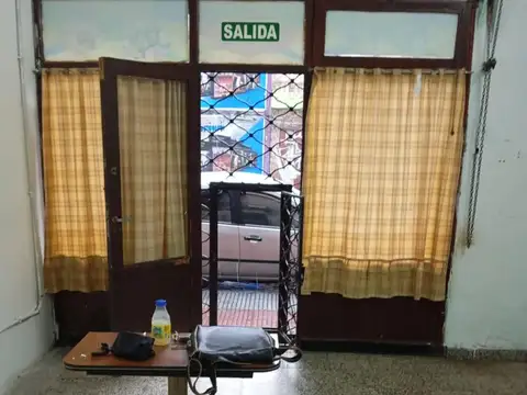 Local Comercial en alquiler - 2 Baños - Almagro