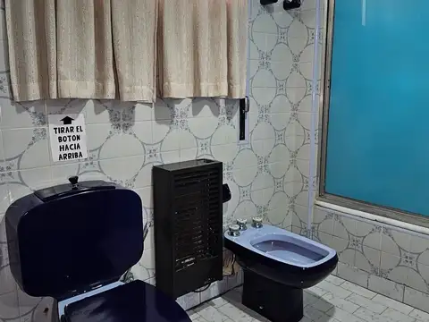 Depto Tipo Casa en Venta 70 años