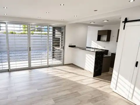 Depto Tipo Casa en Venta de 4 ambientes