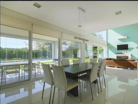 Casa en Alquiler al Norte