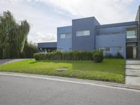 Alquiler Temporario Casa 6 Ambientes con Pileta en Haras Santa Maria