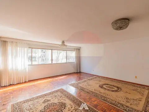 VENTA POCITOS, 3 dormitorios 3 baños Gge luminoso