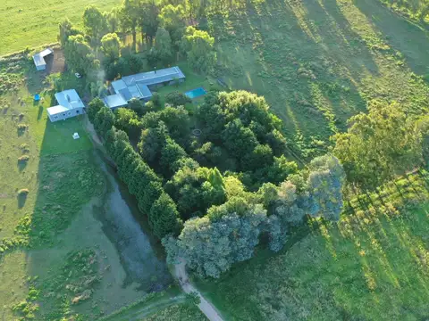 Casa 10 ambientes con 5 baños