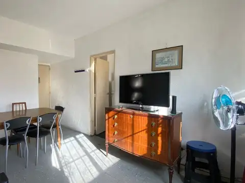 VENTA DEPTO 2 AMB. CON DEPENDENCIA CENTRO