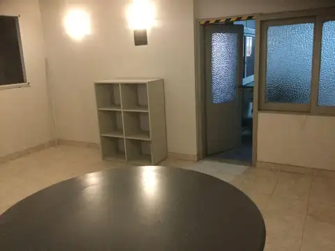 Galpon en Alquiler en Villa Martelli, USD 4.700