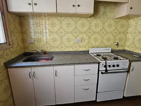 Depto Tipo Casa en Venta en Castelar Sur, USD 58.000