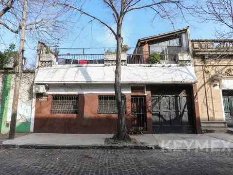 Casa con Galpón en Barracas