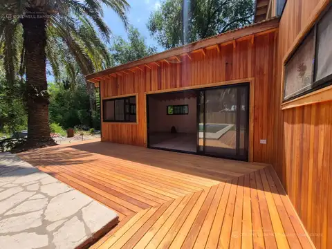 Casa 4 ambientes con 2 baños