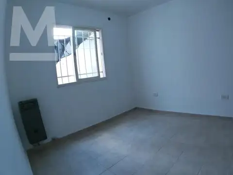 Depto Tipo Casa 2 ambientes con 1 baño