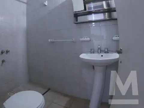 Depto Tipo Casa en Alquiler en La Plata, $ 450.000