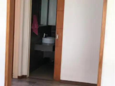 Victorino De La Plaza 1200