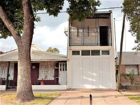 Casa en Alquiler en Avellaneda, $ 600.000
