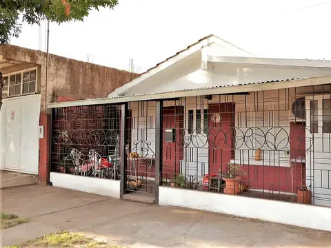 Casa 4 ambientes con 1 baño