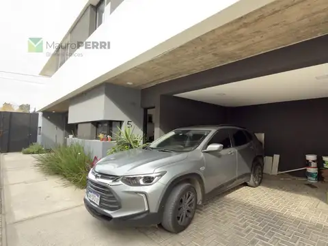 Depto Tipo Casa en Venta de 2 dormitorios