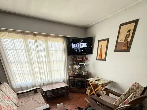 PH 3 ambientes en primer piso a la calle!