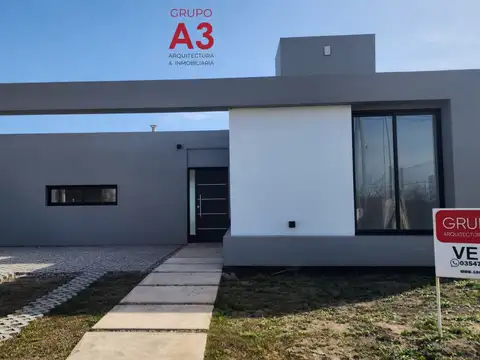 EXCELENTE CASA A ESTRENAR EN ALTA GRACIA – APTA CRÉDITO  848