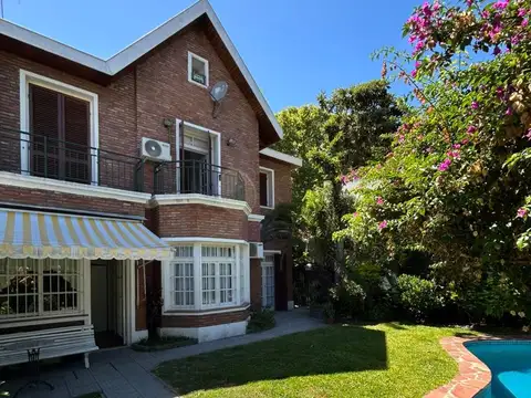 Chalet 6 Ambientes con Jardín y Piscina - España 1070, Florida, Vicente López.