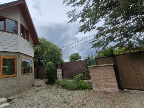 Depto Tipo Casa en Alquiler de 2 dormitorios