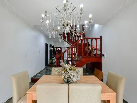 Casa en Venta en Manuel B Gonnet, USD 280.000