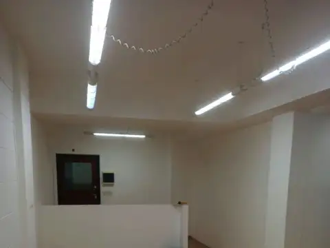 Oficina en Venta 63 años