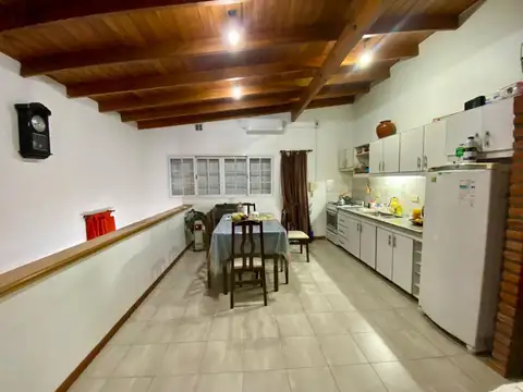 162 entre 10 y 11 800