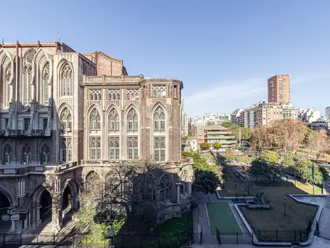 Avenida General Las Heras 2200, Piso 5