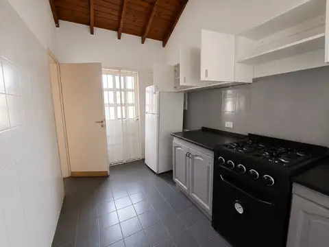 Departamento en Alquiler con 1 cocheras