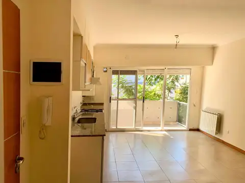 PARAGUAY Y MONTEVIDEO: SEMIPISO 1 DORMITORIO