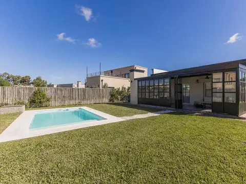 Casa en Venta en Pilar del Este - Santa Emilia, USD 185.000