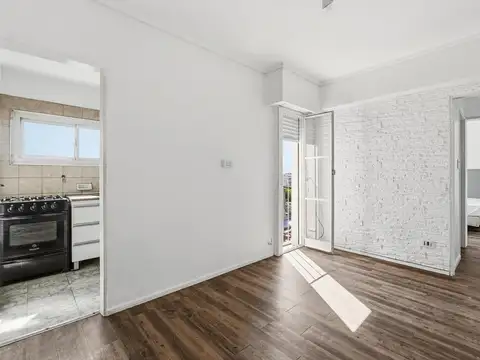 Venta Departamento 2 ambientes Flores luminoso