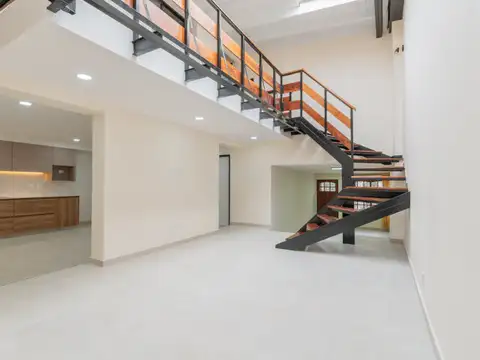 Av Esteban Bonorino 700 , Piso 0
