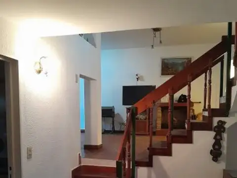 Depto Tipo Casa en Venta en Barrio Guemes, USD 129.000