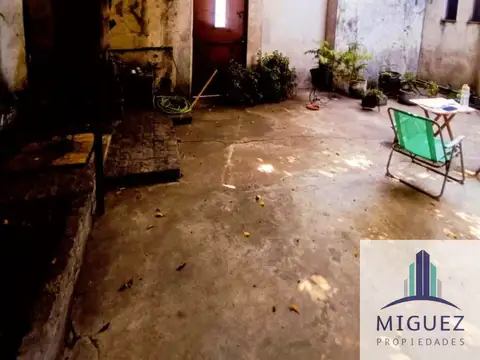 Casa 3 ambientes con 1 baño