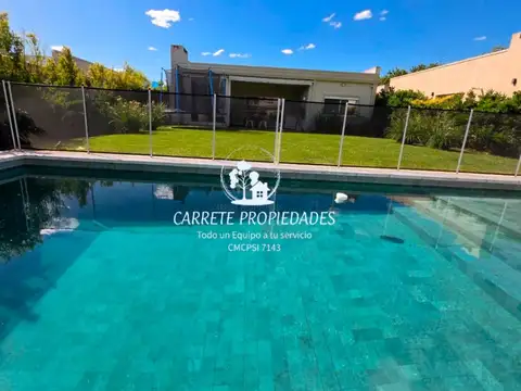 Casa 4 ambientes con 3 baños