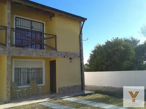 Dúplex en venta - 2 dormitorios 1 baño - 90mts2 - Las Toninas